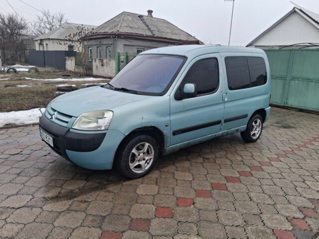 Синий Ситроен Берлинго, объемом двигателя 2 л и пробегом 200 тыс. км за 1500 $, фото 1 на Automoto.ua