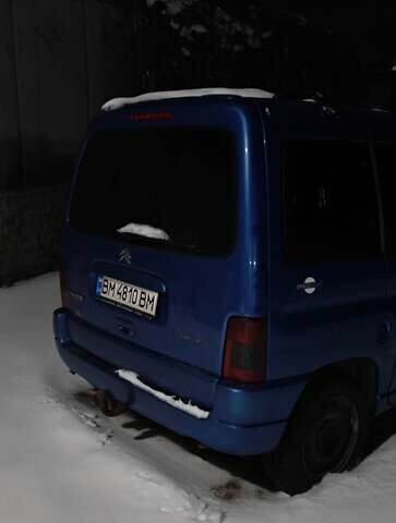 Синий Ситроен Берлинго, объемом двигателя 1.6 л и пробегом 230 тыс. км за 900 $, фото 1 на Automoto.ua