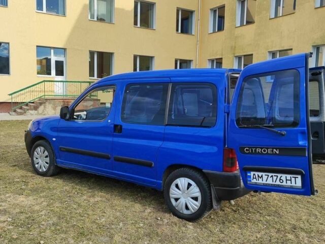 Синий Ситроен Берлинго, объемом двигателя 1.6 л и пробегом 318 тыс. км за 3690 $, фото 1 на Automoto.ua