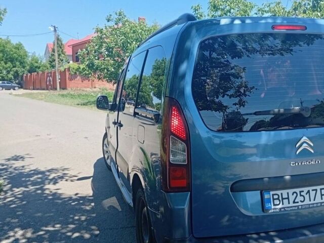 Синий Ситроен Берлинго, объемом двигателя 1.6 л и пробегом 220 тыс. км за 8500 $, фото 1 на Automoto.ua