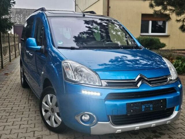 Синий Ситроен Берлинго, объемом двигателя 1.56 л и пробегом 178 тыс. км за 6240 $, фото 1 на Automoto.ua