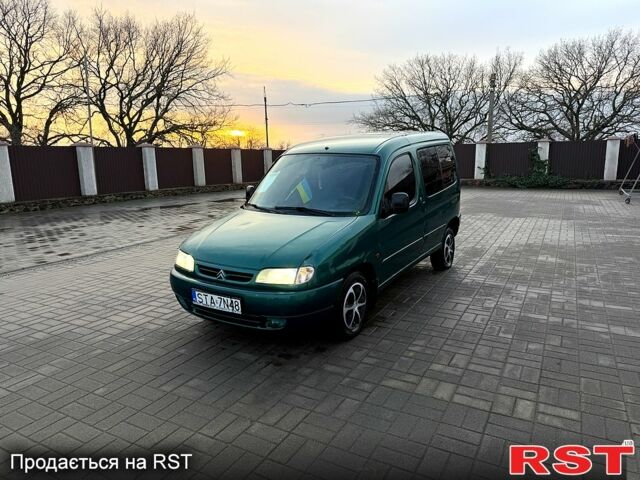 Зелений Сітроен Берлінго, об'ємом двигуна 1.4 л та пробігом 214 тис. км за 1350 $, фото 1 на Automoto.ua