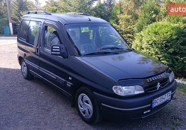 Зелений Сітроен Берлінго, об'ємом двигуна 1.87 л та пробігом 360 тис. км за 3000 $, фото 1 на Automoto.ua