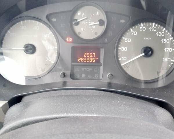 Зеленый Ситроен Берлинго, объемом двигателя 1.56 л и пробегом 283 тыс. км за 7500 $, фото 1 на Automoto.ua