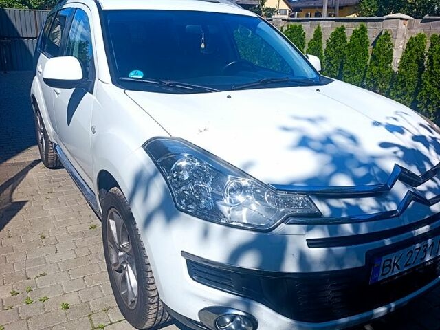 Білий Сітроен С-Кроссер, об'ємом двигуна 2.2 л та пробігом 236 тис. км за 8199 $, фото 1 на Automoto.ua