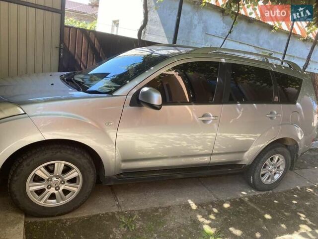 Сірий Сітроен С-Кроссер, об'ємом двигуна 2.2 л та пробігом 300 тис. км за 9200 $, фото 1 на Automoto.ua