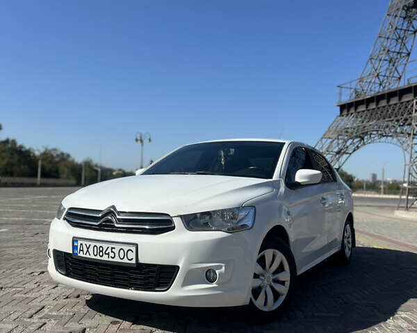 Білий Сітроен С-Елізє, об'ємом двигуна 1.59 л та пробігом 208 тис. км за 5500 $, фото 1 на Automoto.ua