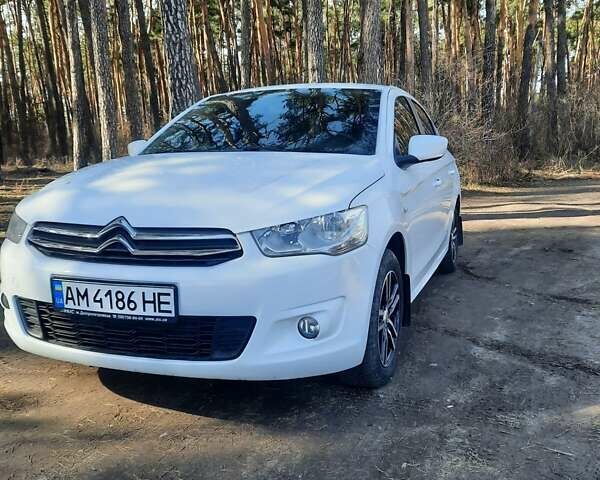Білий Сітроен С-Елізє, об'ємом двигуна 1.59 л та пробігом 129 тис. км за 6300 $, фото 1 на Automoto.ua