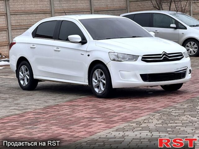 Белый Ситроен С-Элизе, объемом двигателя 1.6 л и пробегом 25000 тыс. км за 5450 $, фото 1 на Automoto.ua