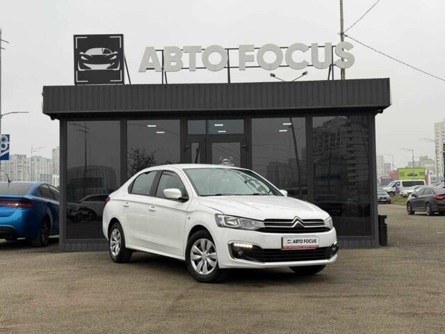 Белый Ситроен С-Элизе, объемом двигателя 1.2 л и пробегом 204 тыс. км за 5990 $, фото 1 на Automoto.ua