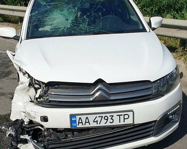 Білий Сітроен С-Елізє, об'ємом двигуна 1.56 л та пробігом 80 тис. км за 4000 $, фото 1 на Automoto.ua