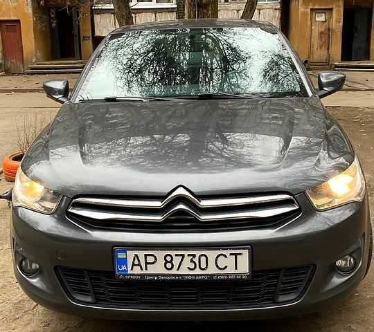 Серый Ситроен С-Элизе, объемом двигателя 1.2 л и пробегом 181 тыс. км за 5500 $, фото 1 на Automoto.ua