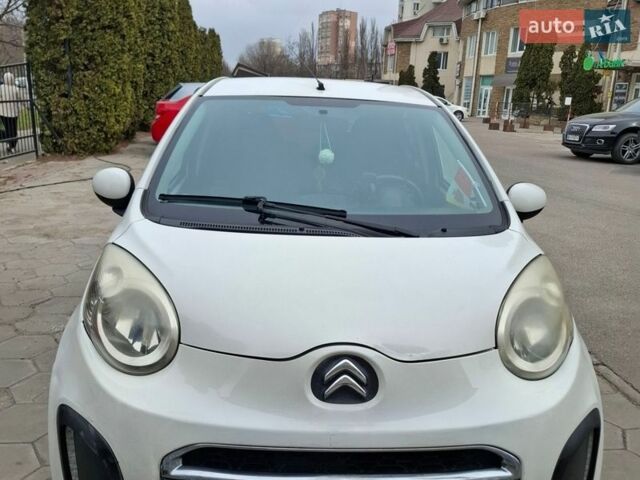 Білий Сітроен С1, об'ємом двигуна 1 л та пробігом 115 тис. км за 5800 $, фото 1 на Automoto.ua