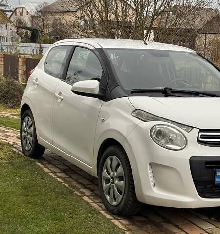 Белый Ситроен С1, объемом двигателя 1 л и пробегом 200 тыс. км за 6800 $, фото 1 на Automoto.ua
