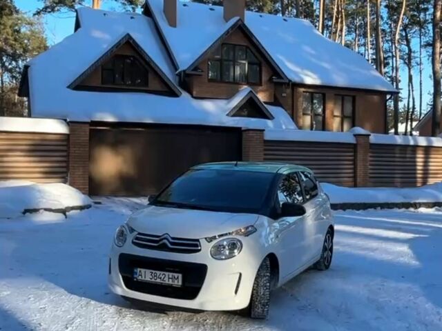 Белый Ситроен С1, объемом двигателя 1 л и пробегом 33 тыс. км за 10500 $, фото 1 на Automoto.ua