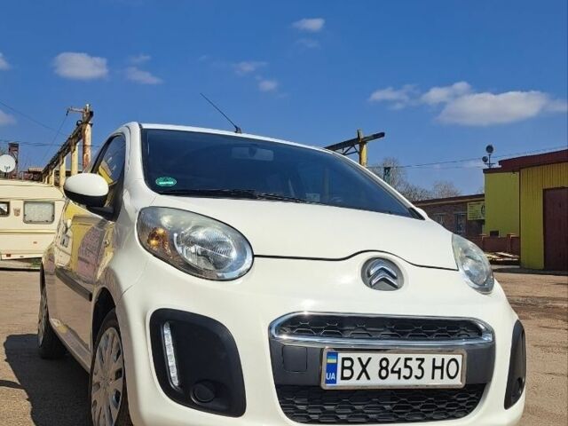 Белый Ситроен С1, объемом двигателя 1 л и пробегом 160 тыс. км за 4500 $, фото 1 на Automoto.ua