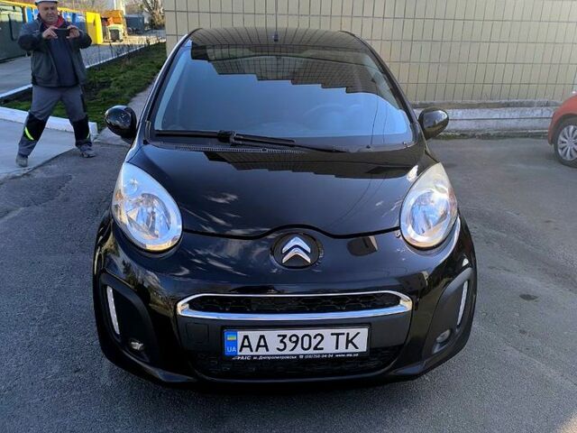 Черный Ситроен С1, объемом двигателя 1 л и пробегом 174 тыс. км за 4850 $, фото 1 на Automoto.ua