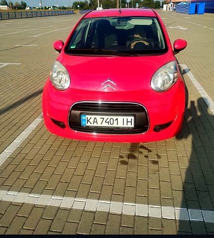Червоний Сітроен С1, об'ємом двигуна 1 л та пробігом 203 тис. км за 3700 $, фото 1 на Automoto.ua