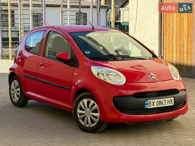 Красный Ситроен С1, объемом двигателя 1 л и пробегом 185 тыс. км за 3450 $, фото 1 на Automoto.ua