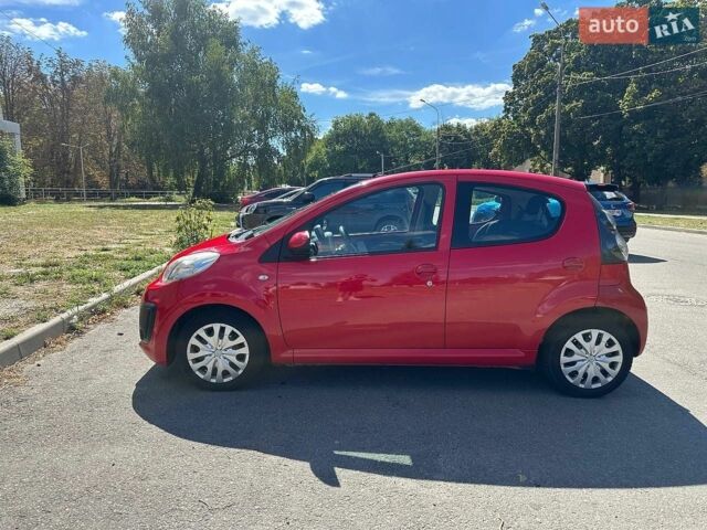 Червоний Сітроен С1, об'ємом двигуна 1 л та пробігом 120 тис. км за 5800 $, фото 1 на Automoto.ua