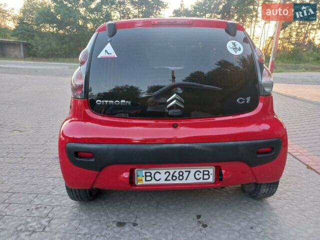 Красный Ситроен С1, объемом двигателя 1 л и пробегом 75 тыс. км за 5200 $, фото 1 на Automoto.ua
