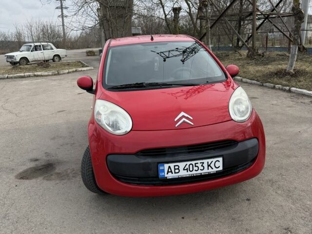 Красный Ситроен С1, объемом двигателя 1 л и пробегом 178 тыс. км за 4050 $, фото 1 на Automoto.ua
