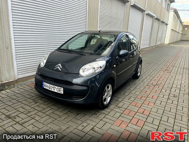 Серый Ситроен С1, объемом двигателя 1 л и пробегом 160 тыс. км за 3999 $, фото 1 на Automoto.ua