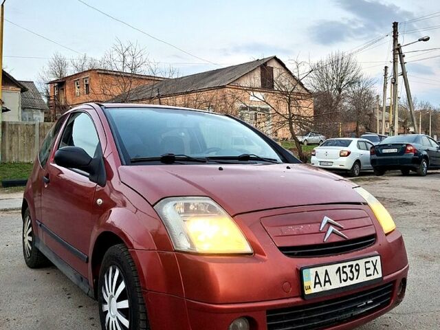 Красный Ситроен С2, объемом двигателя 1.1 л и пробегом 0 тыс. км за 2250 $, фото 1 на Automoto.ua