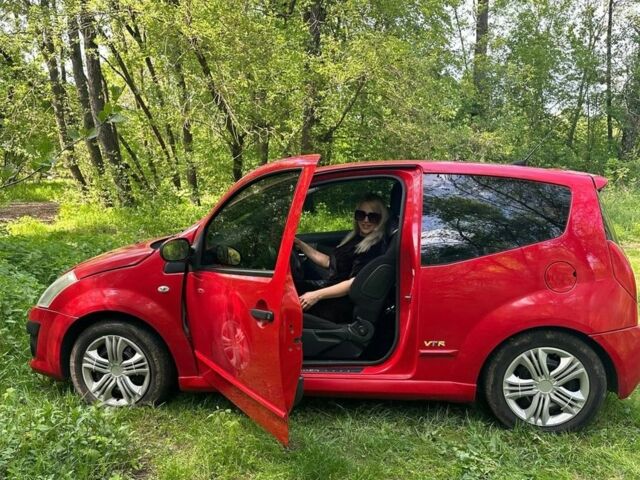 Червоний Сітроен С2, об'ємом двигуна 1.4 л та пробігом 145 тис. км за 4600 $, фото 1 на Automoto.ua