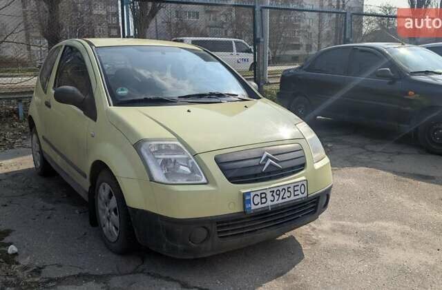 Зелений Сітроен С2, об'ємом двигуна 1.12 л та пробігом 197 тис. км за 2560 $, фото 1 на Automoto.ua