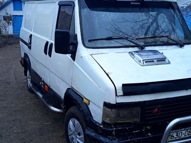 Білий Сітроен С25, об'ємом двигуна 1.9 л та пробігом 250 тис. км за 2500 $, фото 1 на Automoto.ua