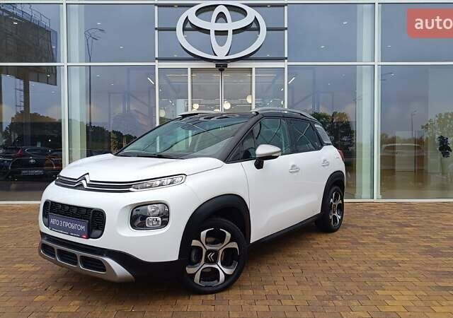 Белый Ситроен C3 Aircross, объемом двигателя 1.2 л и пробегом 65 тыс. км за 16365 $, фото 1 на Automoto.ua
