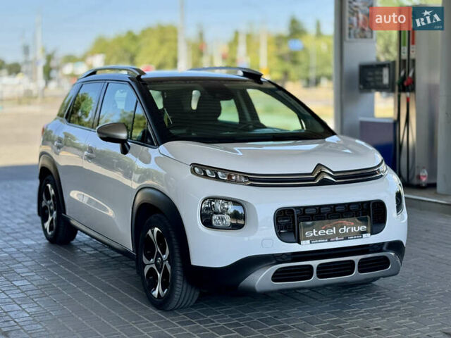 Білий Сітроен C3 Aircross, об'ємом двигуна 1.2 л та пробігом 77 тис. км за 17699 $, фото 1 на Automoto.ua