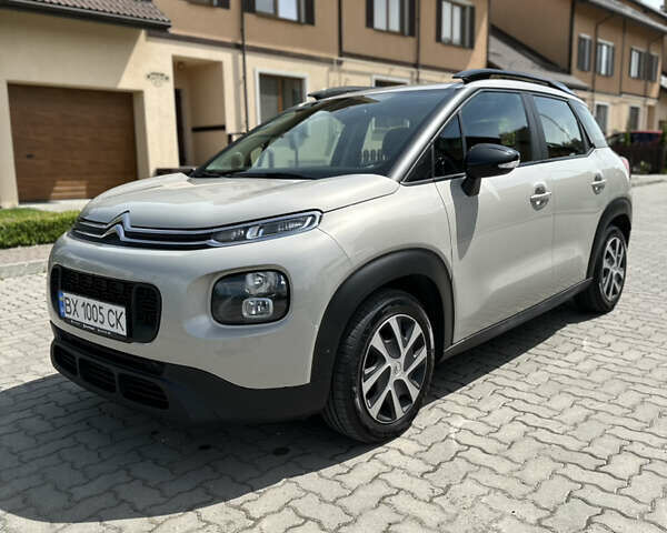 Сітроен C3 Aircross, об'ємом двигуна 1.2 л та пробігом 86 тис. км за 11900 $, фото 1 на Automoto.ua