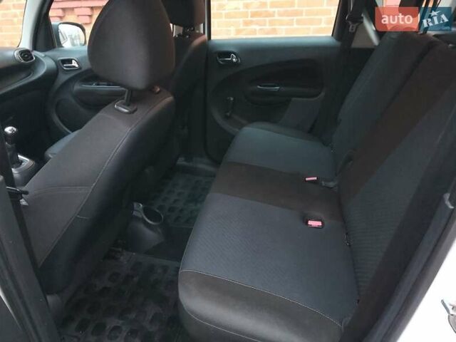 Белый Ситроен С3 Пикассо, объемом двигателя 1.4 л и пробегом 114 тыс. км за 4500 $, фото 1 на Automoto.ua