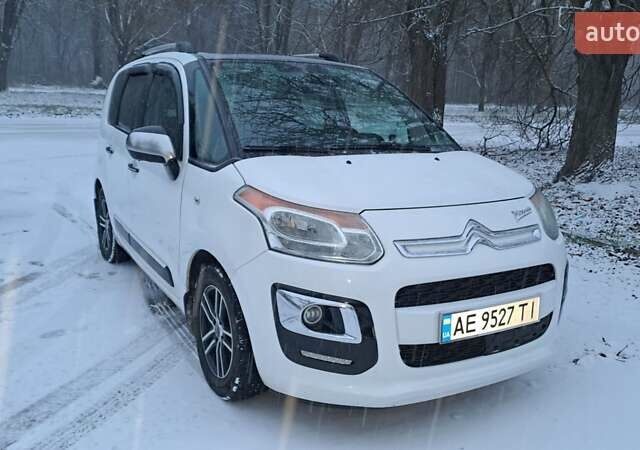 Білий Сітроен С3 Пікассо, об'ємом двигуна 1.56 л та пробігом 123 тис. км за 10700 $, фото 1 на Automoto.ua