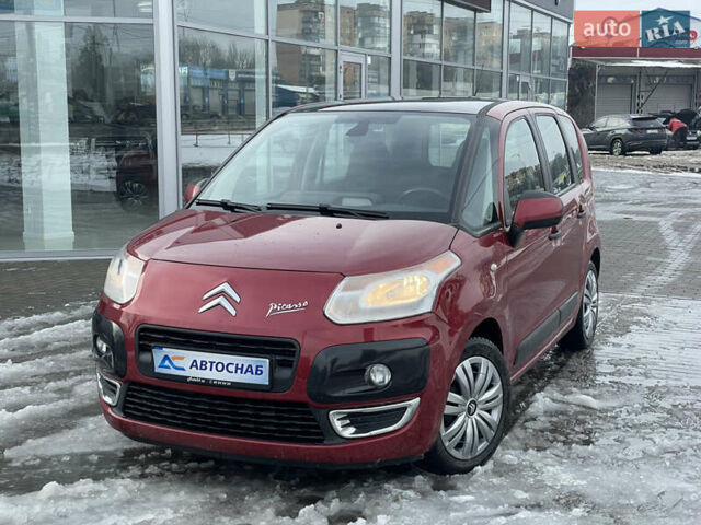 Красный Ситроен С3 Пикассо, объемом двигателя 1.4 л и пробегом 213 тыс. км за 4900 $, фото 1 на Automoto.ua