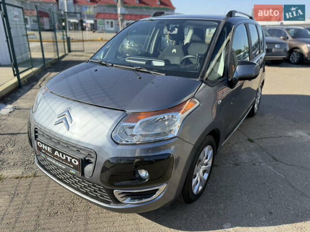 Серый Ситроен С3 Пикассо, объемом двигателя 1.4 л и пробегом 200 тыс. км за 5490 $, фото 1 на Automoto.ua