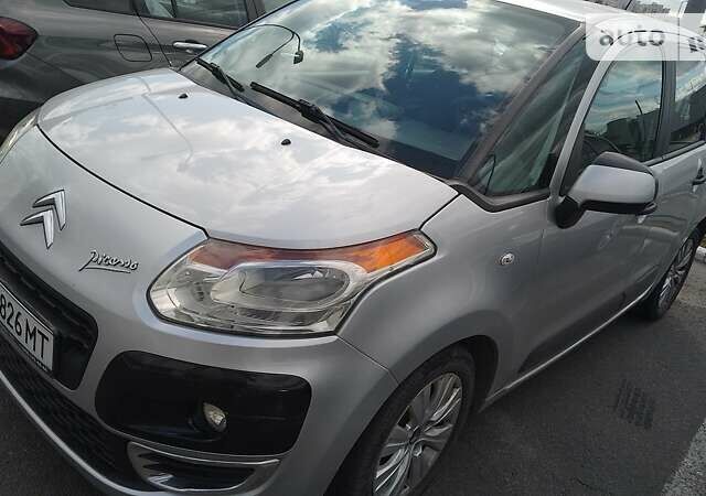 Серый Ситроен С3 Пикассо, объемом двигателя 1.4 л и пробегом 105 тыс. км за 5500 $, фото 1 на Automoto.ua