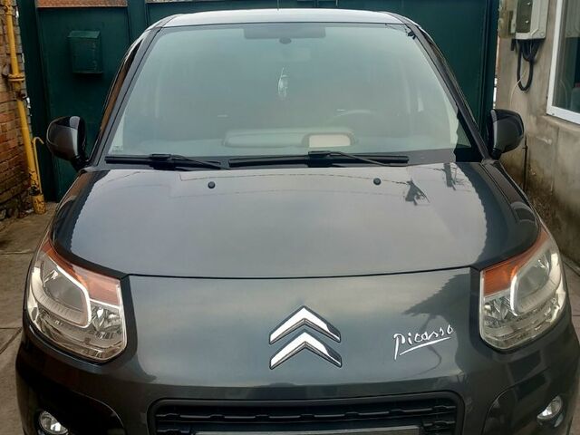 Серый Ситроен С3 Пикассо, объемом двигателя 1.6 л и пробегом 283 тыс. км за 6500 $, фото 1 на Automoto.ua