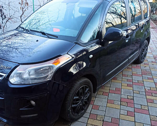 Синий Ситроен С3 Пикассо, объемом двигателя 1.56 л и пробегом 184 тыс. км за 7000 $, фото 1 на Automoto.ua