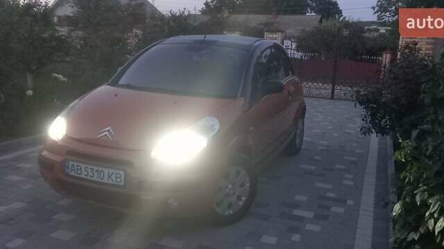 Оранжевый Ситроен С3 Плюриель, объемом двигателя 1.6 л и пробегом 203 тыс. км за 4100 $, фото 1 на Automoto.ua