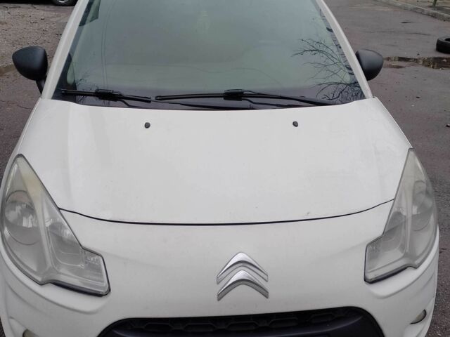 Білий Сітроен С3, об'ємом двигуна 1.4 л та пробігом 232 тис. км за 6000 $, фото 1 на Automoto.ua