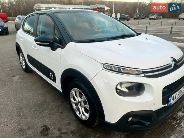Белый Ситроен С3, объемом двигателя 1.2 л и пробегом 126 тыс. км за 9700 $, фото 1 на Automoto.ua
