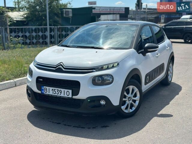 Белый Ситроен С3, объемом двигателя 1.2 л и пробегом 145 тыс. км за 8500 $, фото 1 на Automoto.ua