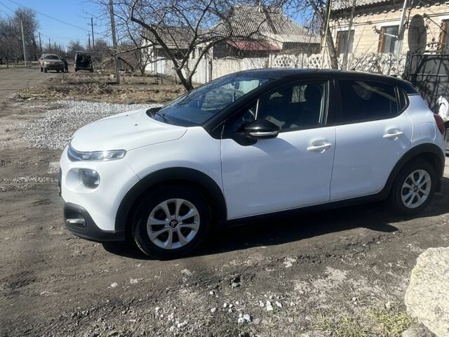 Белый Ситроен С3, объемом двигателя 1.2 л и пробегом 95 тыс. км за 9499 $, фото 1 на Automoto.ua