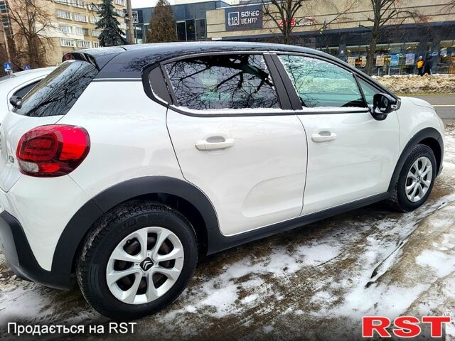 Белый Ситроен С3, объемом двигателя 1.2 л и пробегом 7700 тыс. км за 10300 $, фото 1 на Automoto.ua