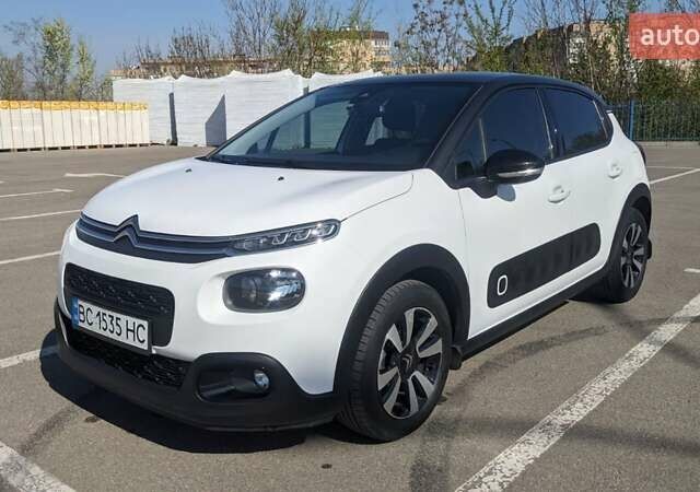 Белый Ситроен С3, объемом двигателя 1.2 л и пробегом 53 тыс. км за 13500 $, фото 1 на Automoto.ua