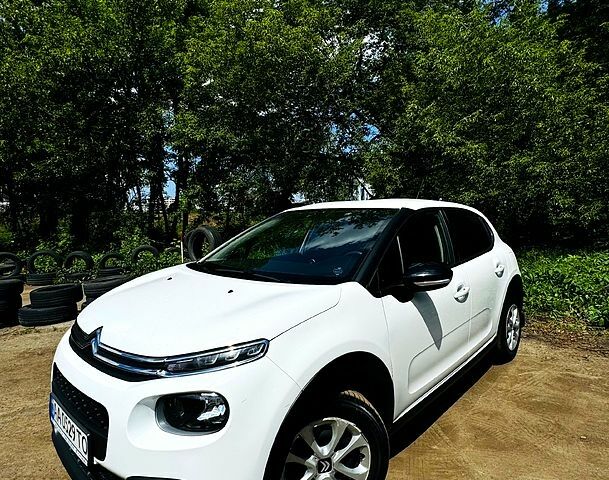 Білий Сітроен С3, об'ємом двигуна 1.2 л та пробігом 68 тис. км за 8100 $, фото 1 на Automoto.ua