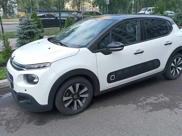Белый Ситроен С3, объемом двигателя 1.2 л и пробегом 52 тыс. км за 12000 $, фото 1 на Automoto.ua